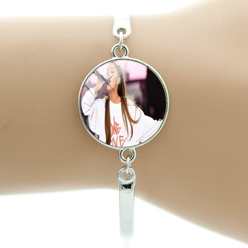bracelet 2 - Ariana Grande Store